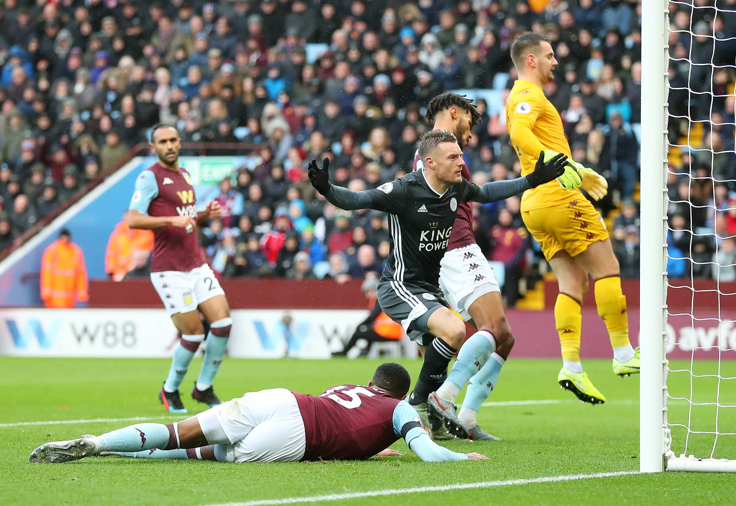 纽约洋基队球员加里·桑切斯在缩水赛季打击率跌破 1 成 5